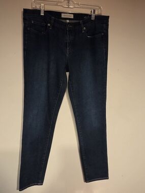 Henry & Belle "Ideal Skinny" Jeans — Women's Size 32 (Style 1031x35)